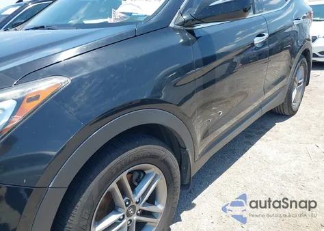 2017 Hyundai Santa Fe Sport 2.4L z USA, uszkodzony, nr VIN 5NMZU3LB3HH014724